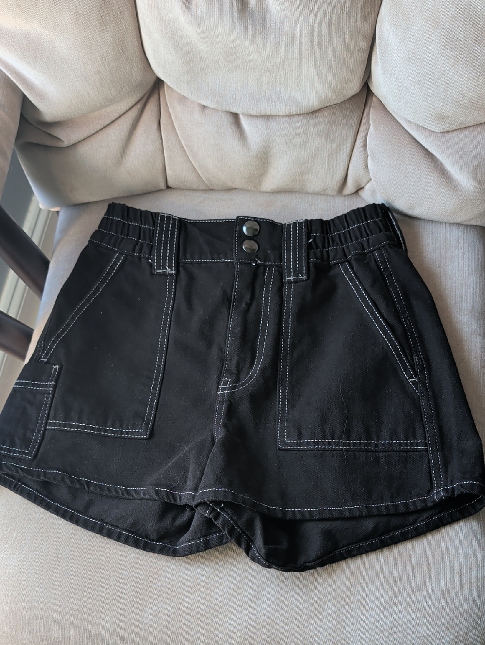 BDG Black High-Waist Contrast-Stitch Utility Shorts-Like New-XS